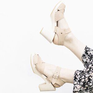 Bryr Emma Cross-Over Clogs Bone Nubuck Suede Sandals Size 38/ 8 Orthopedic‎ USA